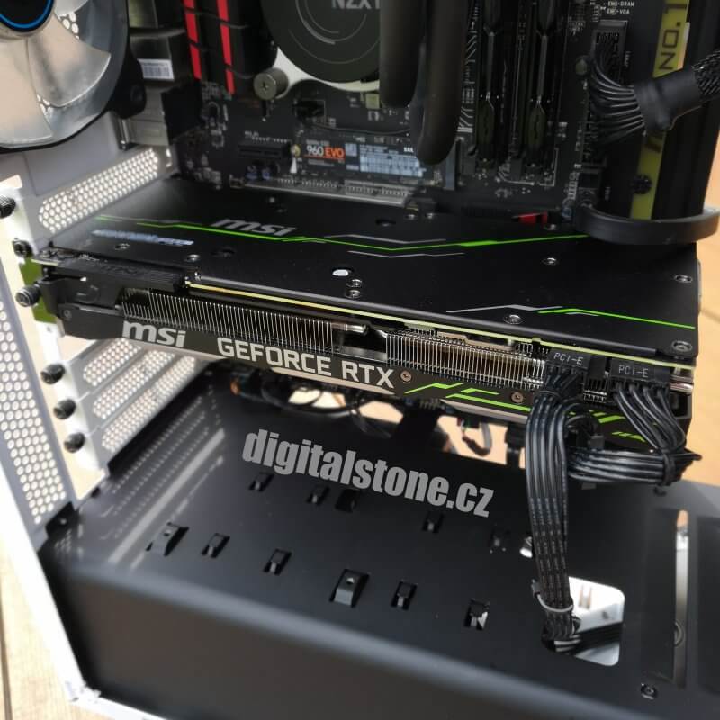 RTX 2080 v PC sestavě
